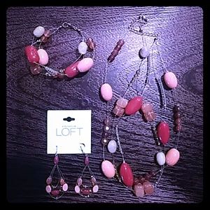 Ann Taylor Loft Set.